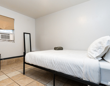371 Kosciuszko St - Photo Thumbnail 16