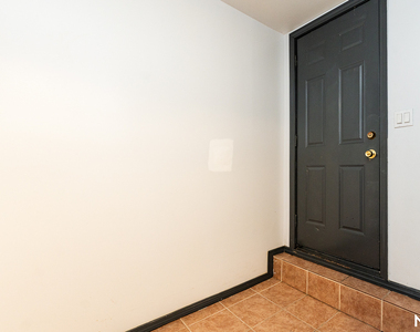 371 Kosciuszko St - Photo Thumbnail 17