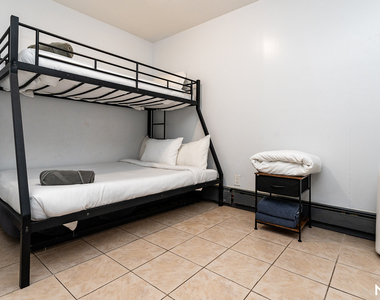 371 Kosciuszko St - Photo Thumbnail 12