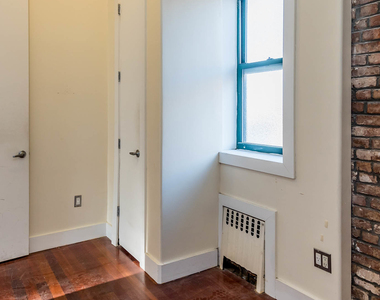126 Grattan St - Photo Thumbnail 5