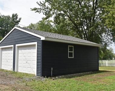 9010 Kennedy Lane - Photo Thumbnail 1