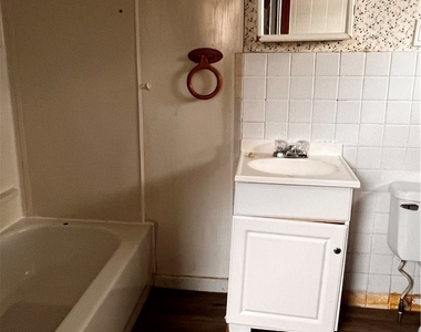 409 S Massey Street - Photo Thumbnail 20