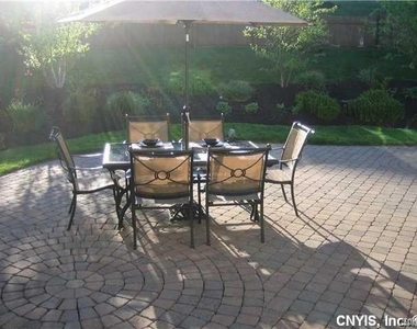 5065 Yellow Wood Parkway - Photo Thumbnail 20