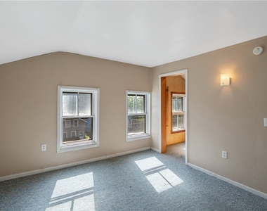39 John Street - Photo Thumbnail 17