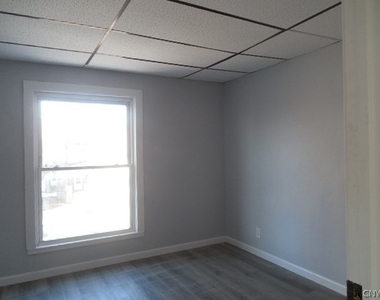 227 W Main Street - Photo Thumbnail 10
