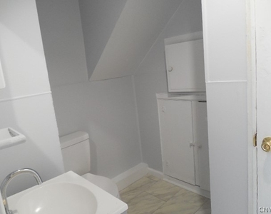 227 W Main Street - Photo Thumbnail 7