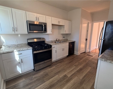 223 Hamilton Street - Photo Thumbnail 6