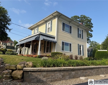 4 Atlantic Avenue - Photo Thumbnail 2