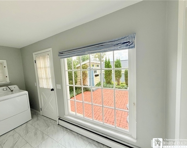 4 Atlantic Avenue - Photo Thumbnail 13
