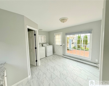 4 Atlantic Avenue - Photo Thumbnail 12