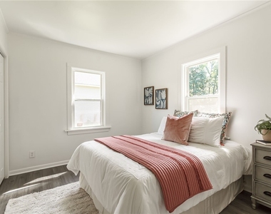 617 Dewitt Road - Photo Thumbnail 22