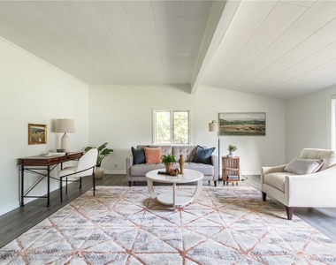 617 Dewitt Road - Photo Thumbnail 9
