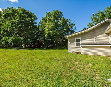 617 Dewitt Road - Photo Thumbnail 27