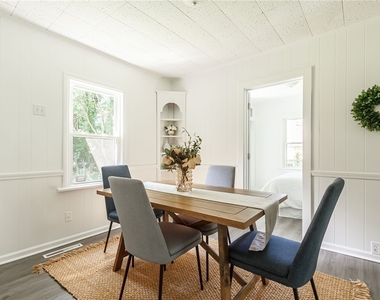 617 Dewitt Road - Photo Thumbnail 16