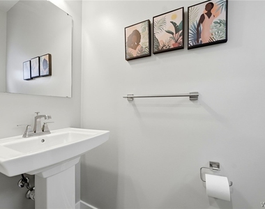 100 Lynette Lane - Photo Thumbnail 23