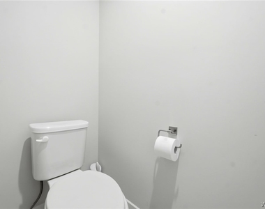 100 Lynette Lane - Photo Thumbnail 31
