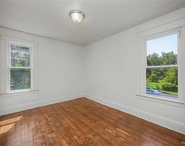 1335 Michigan Avenue - Photo Thumbnail 15
