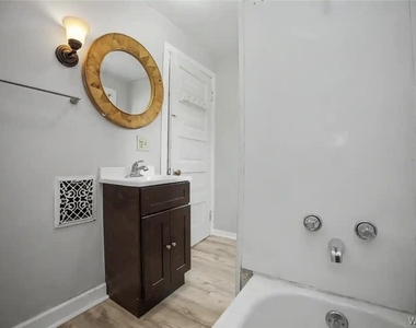 1335 Michigan Avenue - Photo Thumbnail 23