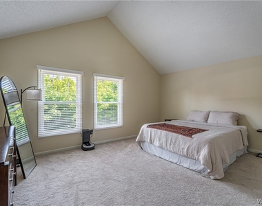 75 Mariner Street - Photo Thumbnail 14
