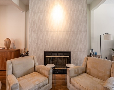 75 Mariner Street - Photo Thumbnail 6