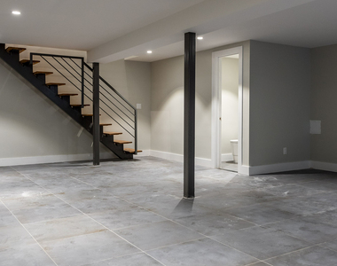 228 Kingsland Ave - Photo Thumbnail 9