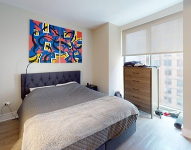 East 34th Street - Photo Thumbnail 7
