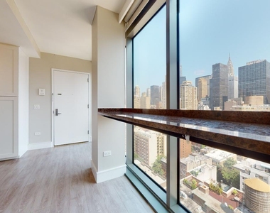East 34th Street - Photo Thumbnail 1