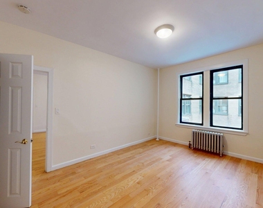 West 10th Street - Photo Thumbnail 1