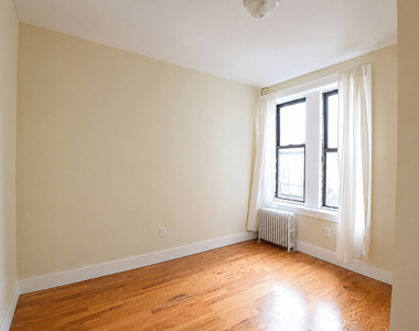 668 Hancock Street - Photo Thumbnail 5