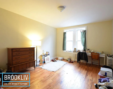 668 Hancock Street - Photo Thumbnail 3