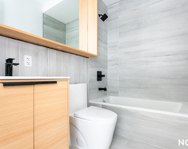987 Bedford Ave - Photo Thumbnail 10