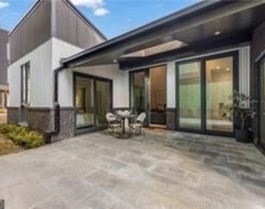 360 2nd Street - Photo Thumbnail 2