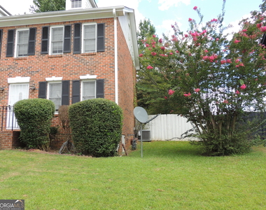 6336 Phillips Place - Photo Thumbnail 3