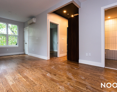 1354 Jefferson Ave - Photo Thumbnail 1