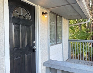 107 Sea Parc Street - Photo Thumbnail 1