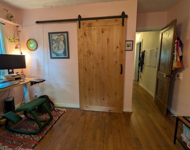 626 N Gordon Circle - Photo Thumbnail 6