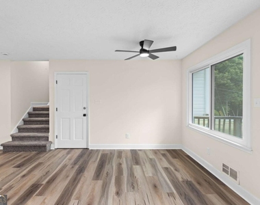 2250 Ridge Forest Drive - Photo Thumbnail 22