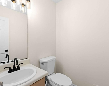 2250 Ridge Forest Drive - Photo Thumbnail 27