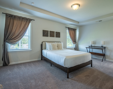 290 Mahone Drive - Photo Thumbnail 20
