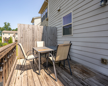 290 Mahone Drive - Photo Thumbnail 11
