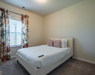 290 Mahone Drive - Photo Thumbnail 28