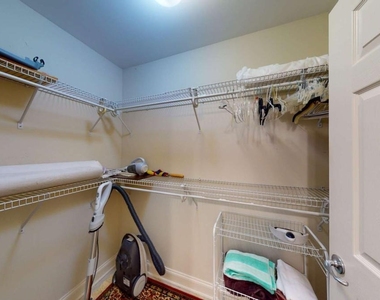 100 Highlands Ridge Place Se - Photo Thumbnail 13
