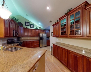100 Highlands Ridge Place Se - Photo Thumbnail 8