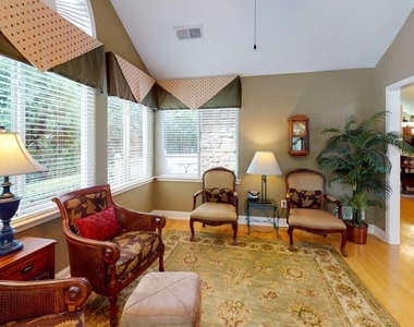 100 Highlands Ridge Place Se - Photo Thumbnail 25
