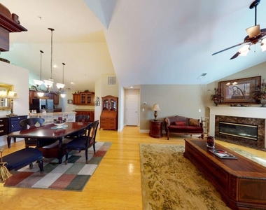 100 Highlands Ridge Place Se - Photo Thumbnail 2