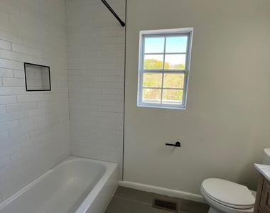 188 Clay Street Se - Photo Thumbnail 28
