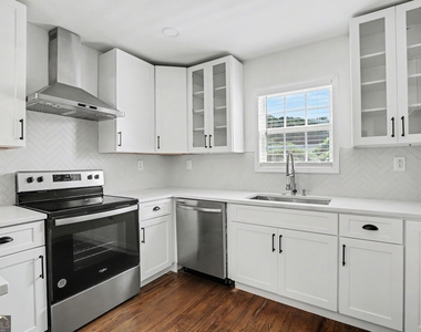 188 Clay Street Se - Photo Thumbnail 6