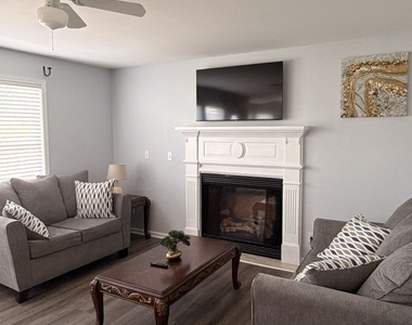 3390 Rozena Way - Photo Thumbnail 21