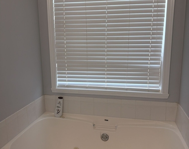 3390 Rozena Way - Photo Thumbnail 37