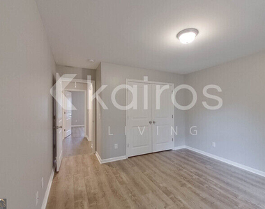 124 Bluff Road - Photo Thumbnail 14